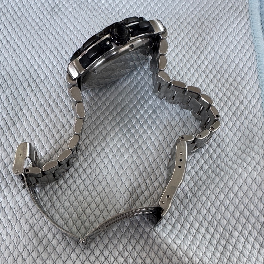 Tag Heuer Stainless Steel Silver Chronograph Watch - Picture 4 of 8
